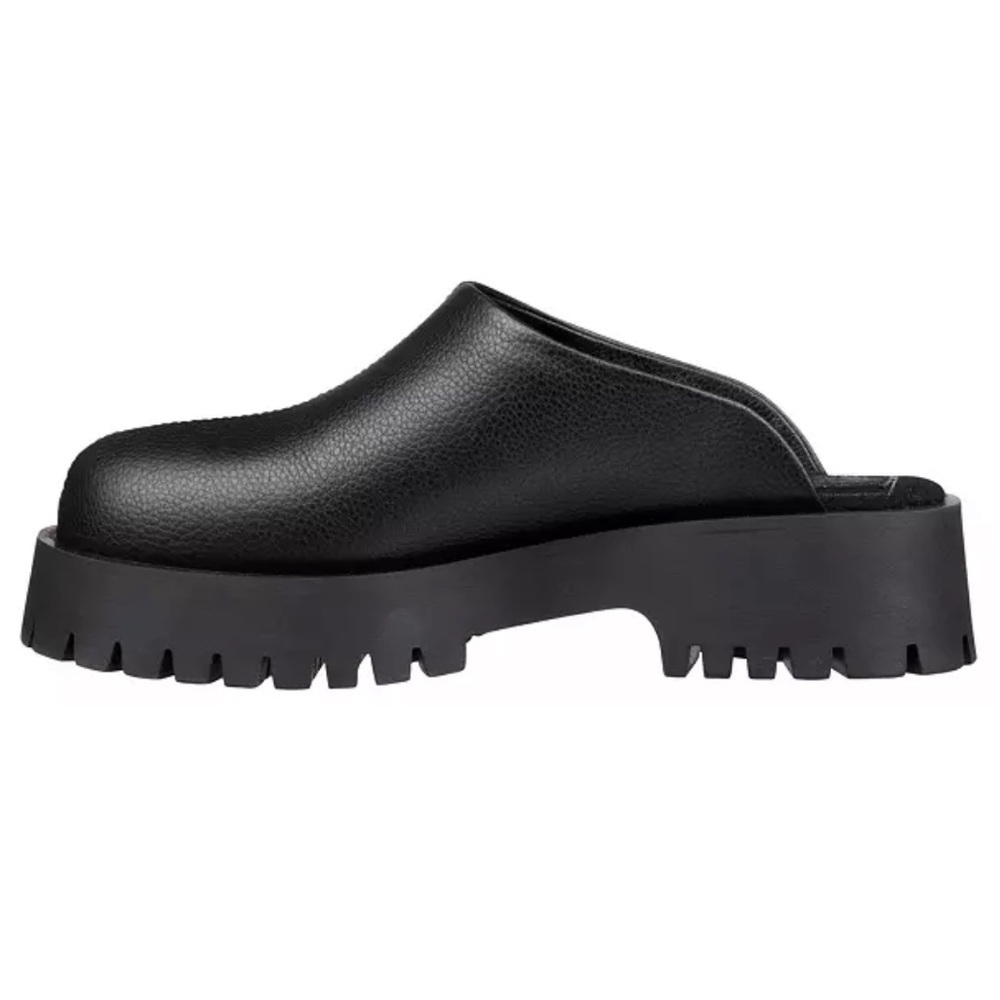 Calia black clogs, new, size 7 but they run big